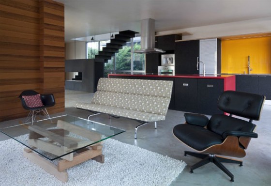 Interiores salón vivienda moderna sostenible en los Angeles